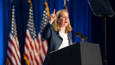 Arizona voters caught up in state error should keep full voting rights, attorney general says